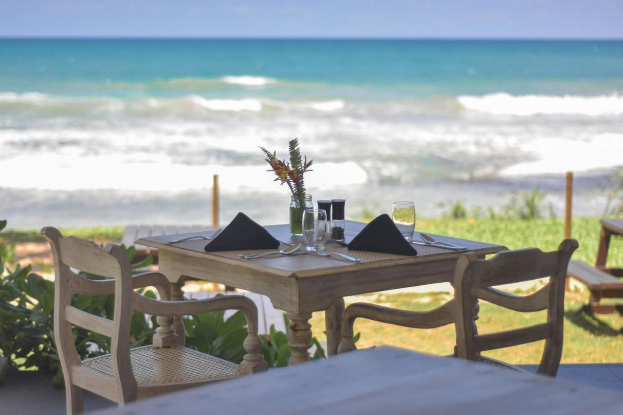 Naomi Beach Hotel Weligama Exterior foto