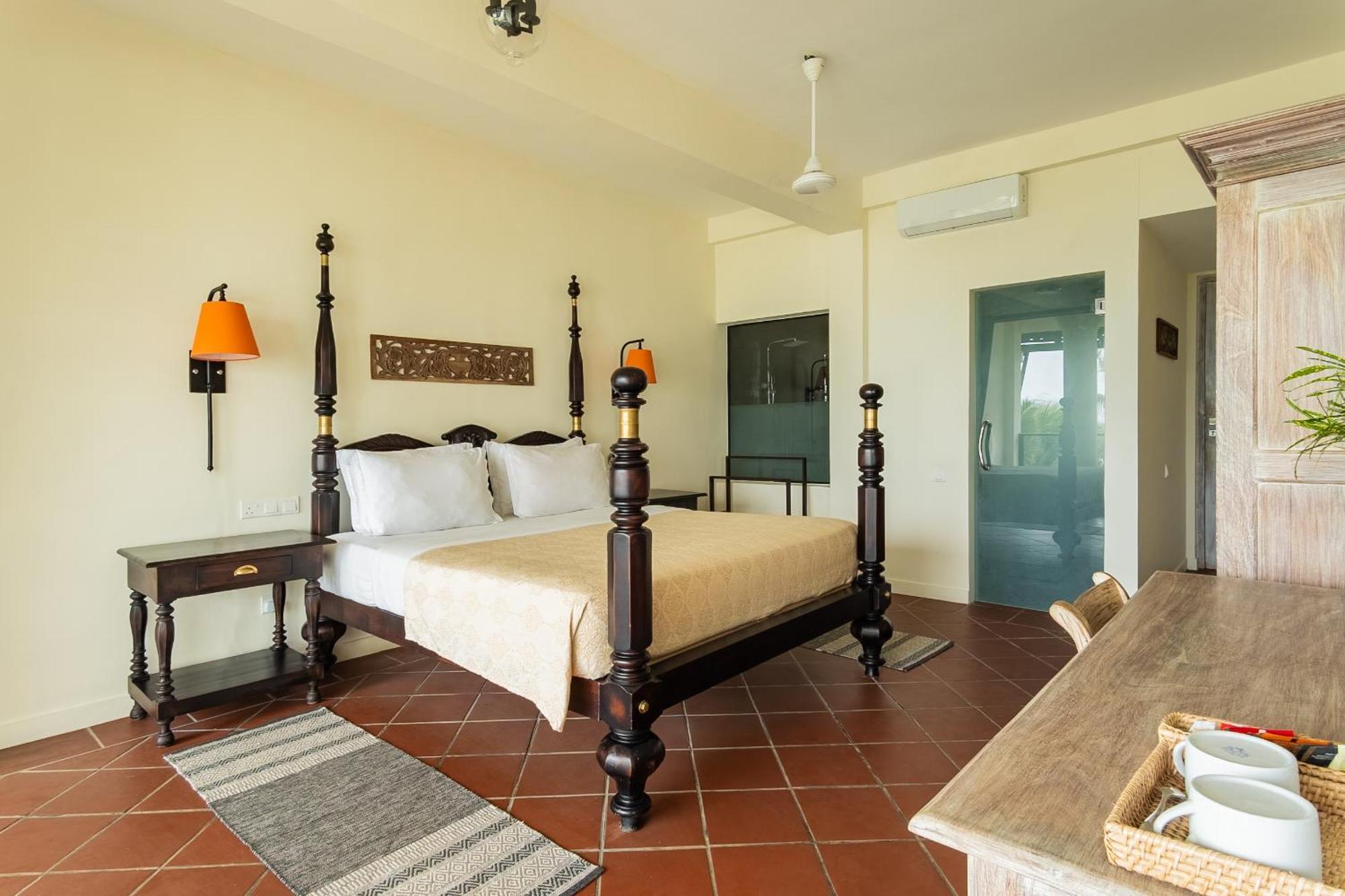 Naomi Beach Hotel Weligama Exterior foto
